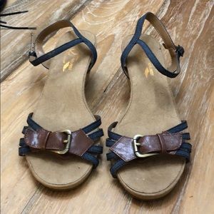 A2 by Aerosoles wedge size 9